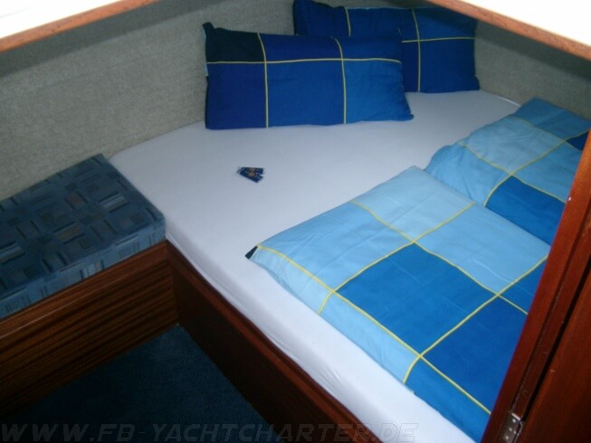 FB Yachtcharter :: Motoryacht Ammy Achterkabine FB Yachtcharter :: Motoryacht Ammy Achterkabine