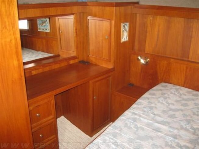 FB Yachtcharter :: Motoryacht Reunion Achterkabine FB Yachtcharter :: Motoryacht Reunion Achterkabine